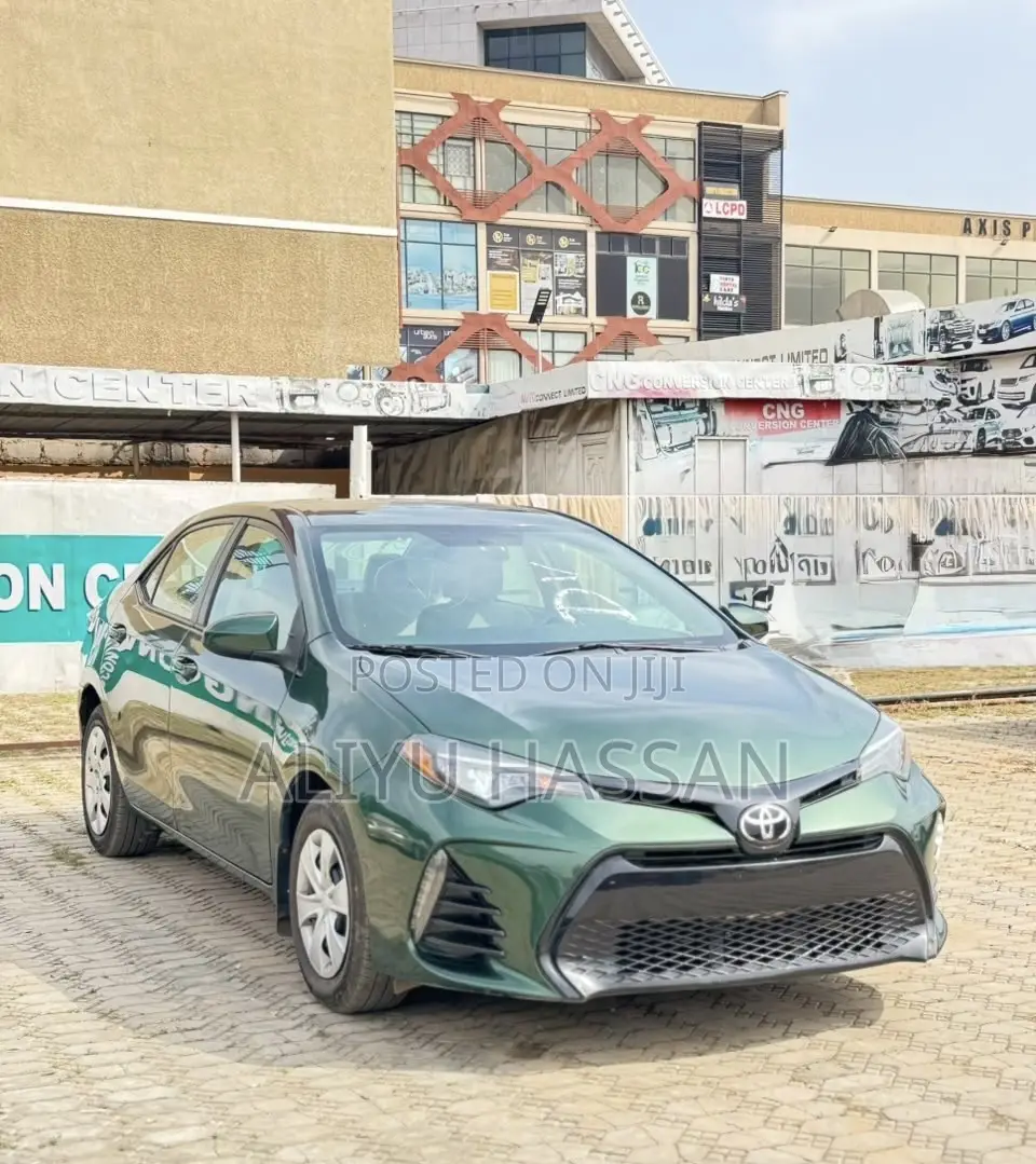 Toyota Corolla 2016 Green