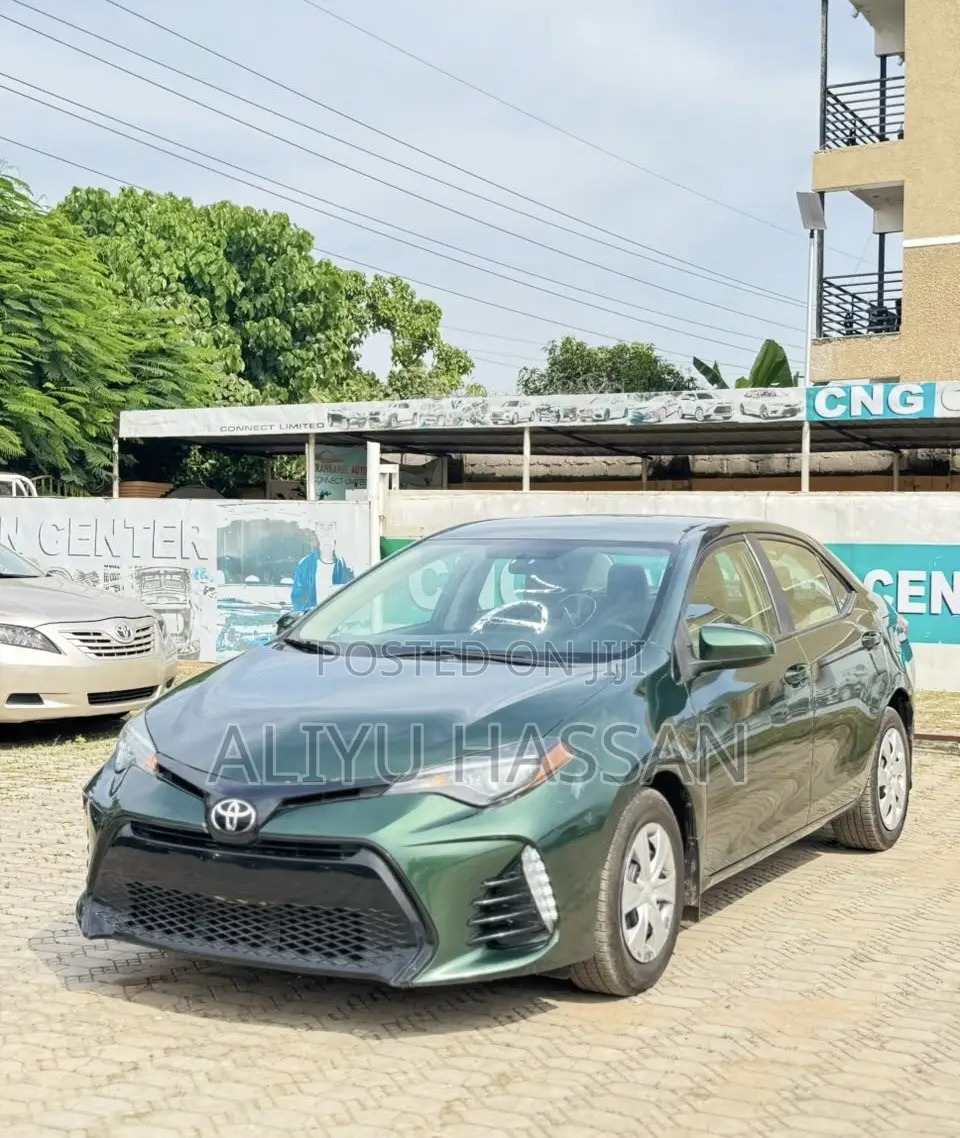 Toyota Corolla 2016 Green