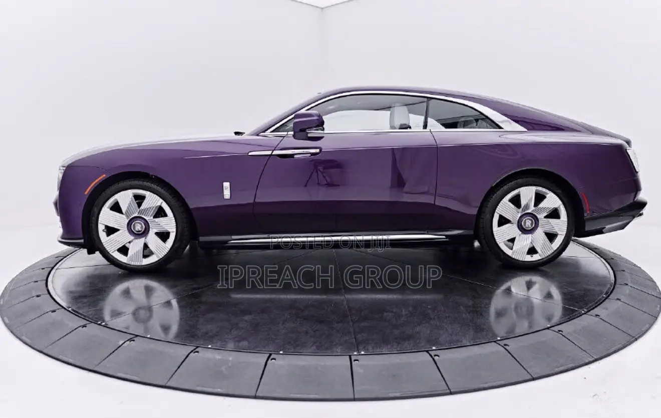 Rolls-Royce Spectre Base AWD 2024 Purple