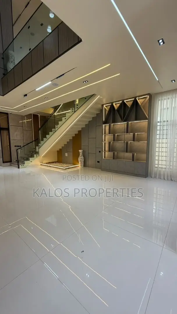5bdrm Duplex in Orchid, Lekki Phase 2 for sale