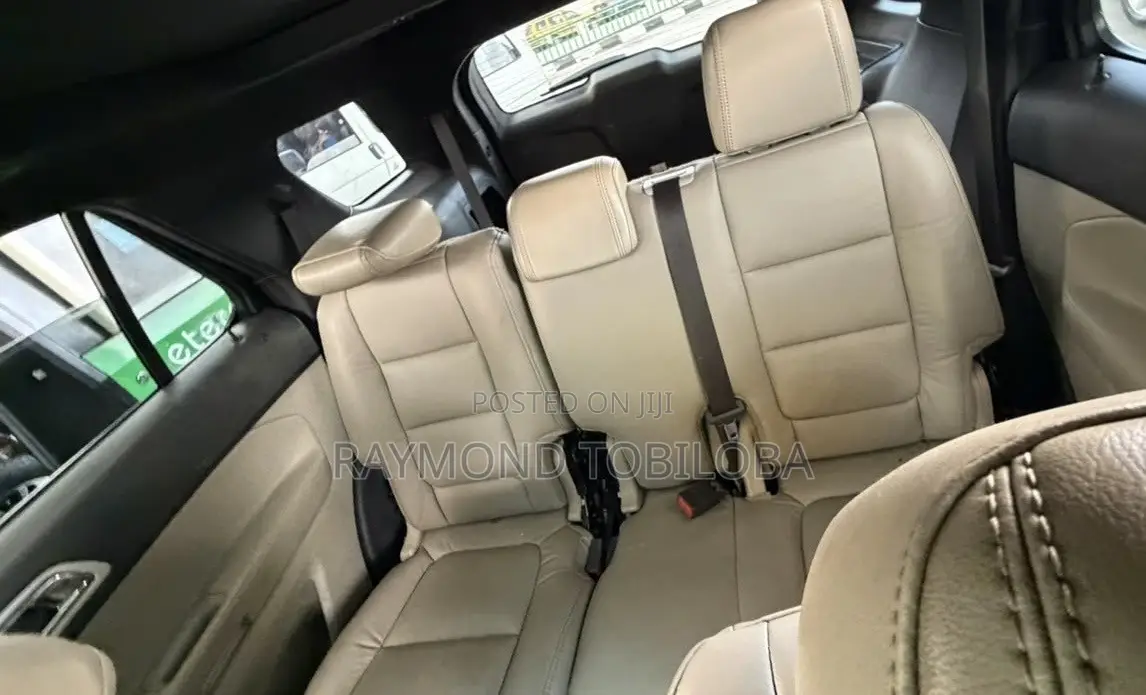 Ford Explorer 2012 Black