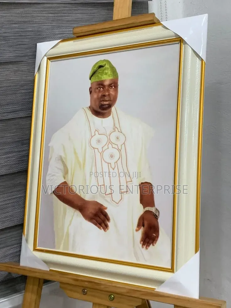 Elegant Photo Frames for Birthday and Anniversary Gifts