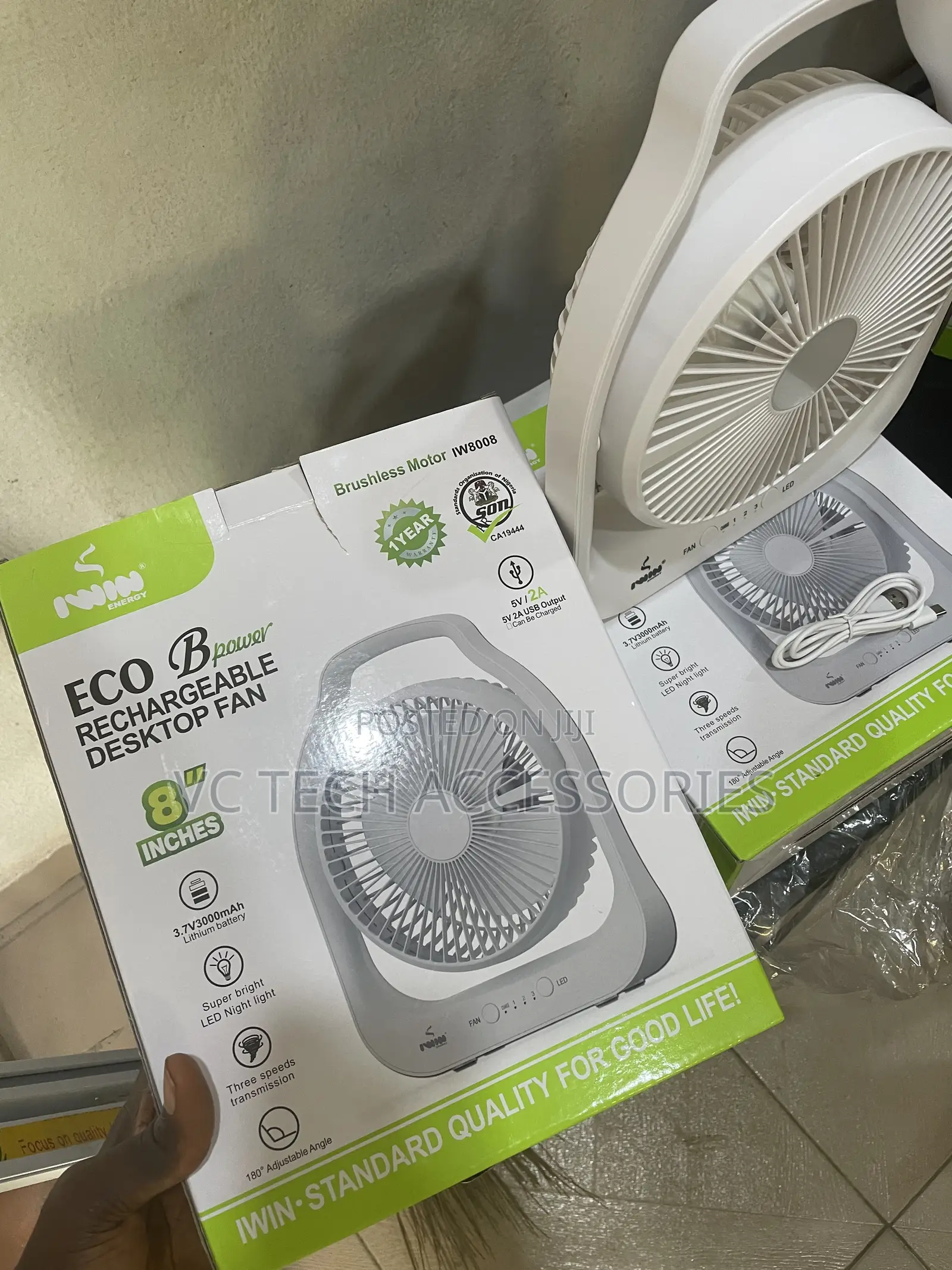 Iwin Desktop Rechargeable Fan
