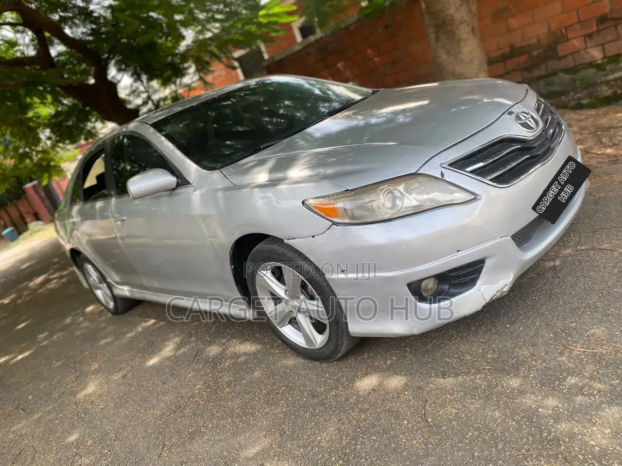 Toyota Camry 2010 Silver