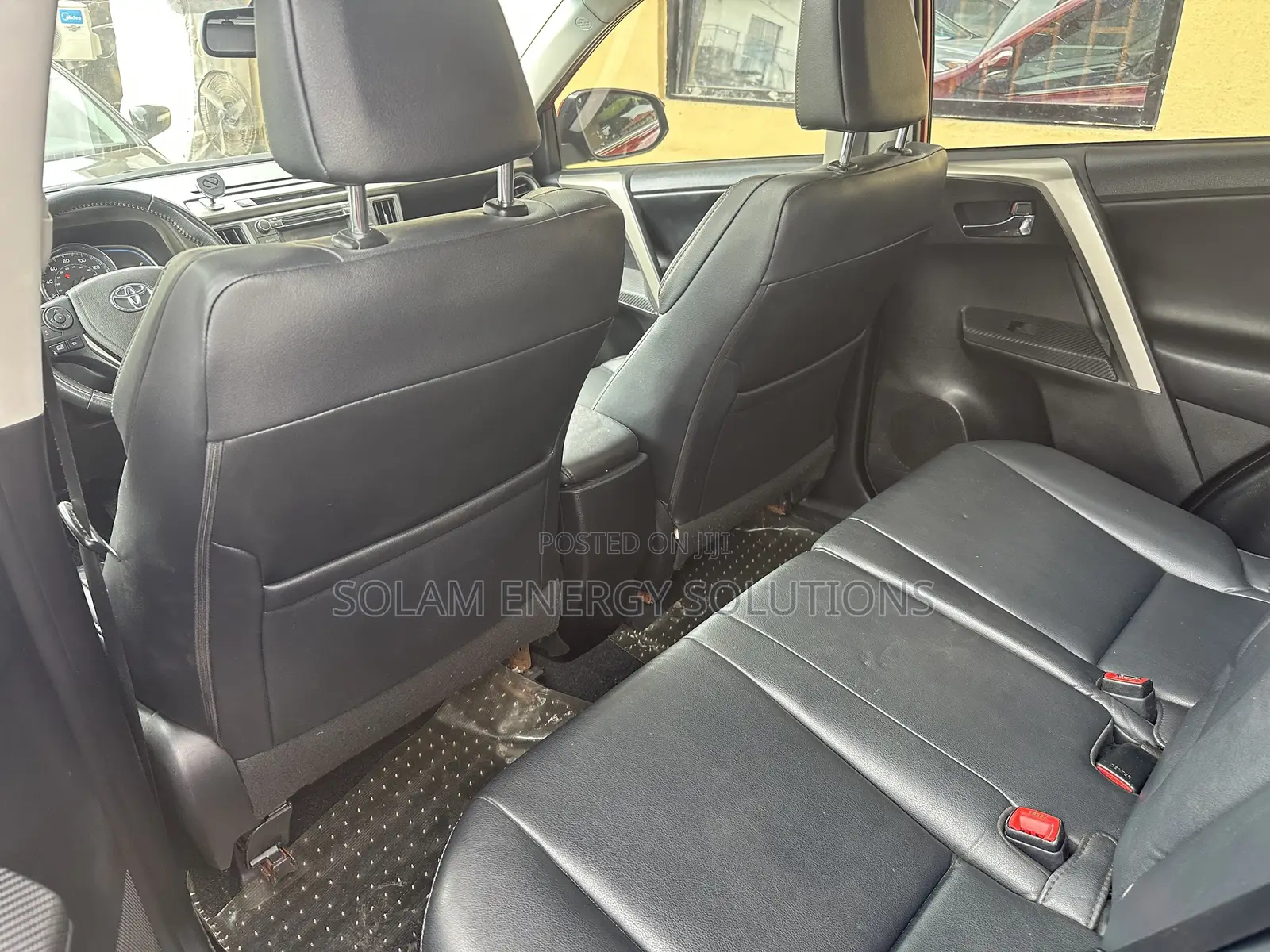 Toyota RAV4 2015 Red