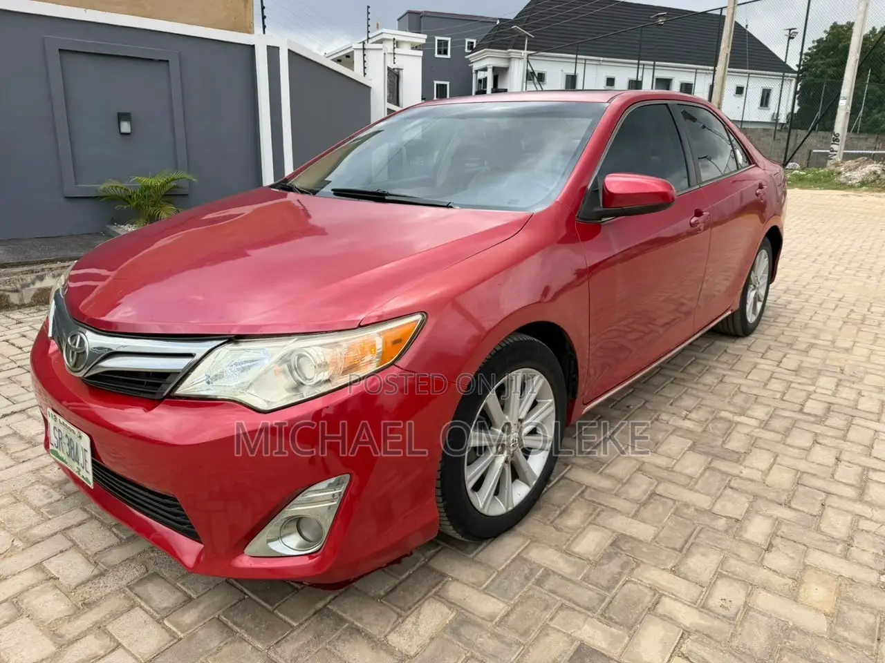 Toyota Camry XLE 4dr Sedan (2.5L 4cyl 6A) 2014 Red