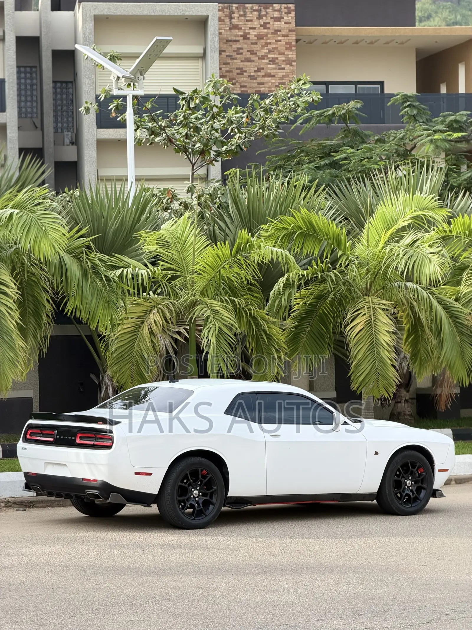 Dodge Challenger 2018 White