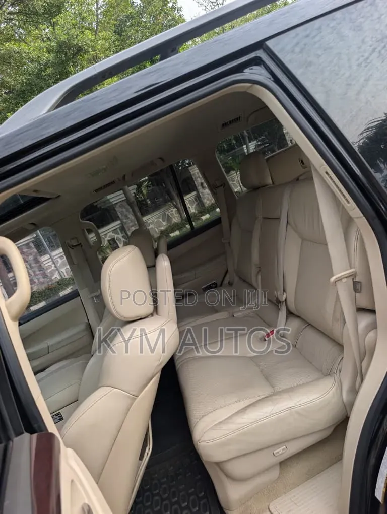 Lexus LX 570 AWD 2013 Black
