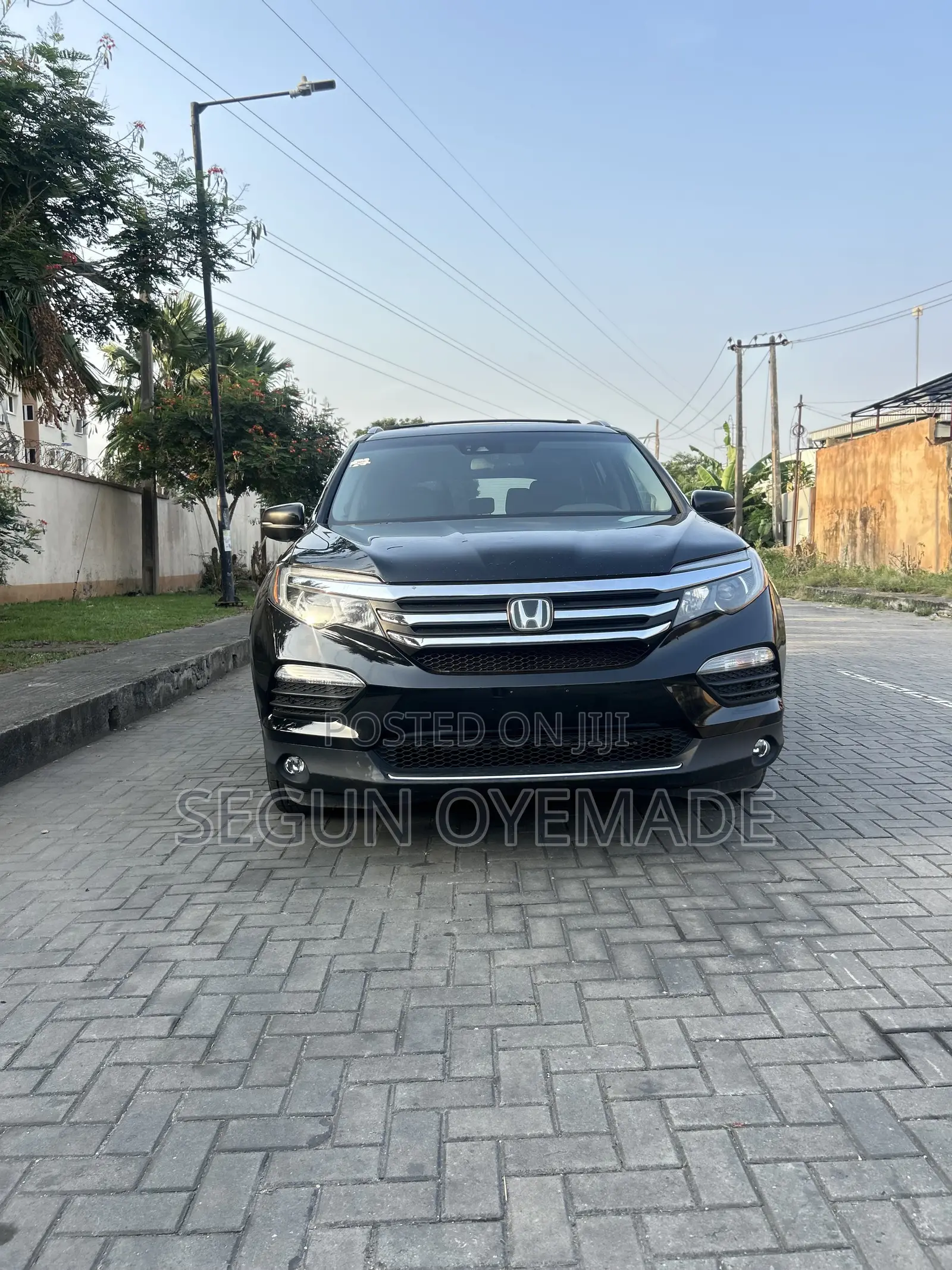 Honda Pilot Touring 4dr SUV 4WD (3.5L 6cyl 9A) 2016 Black