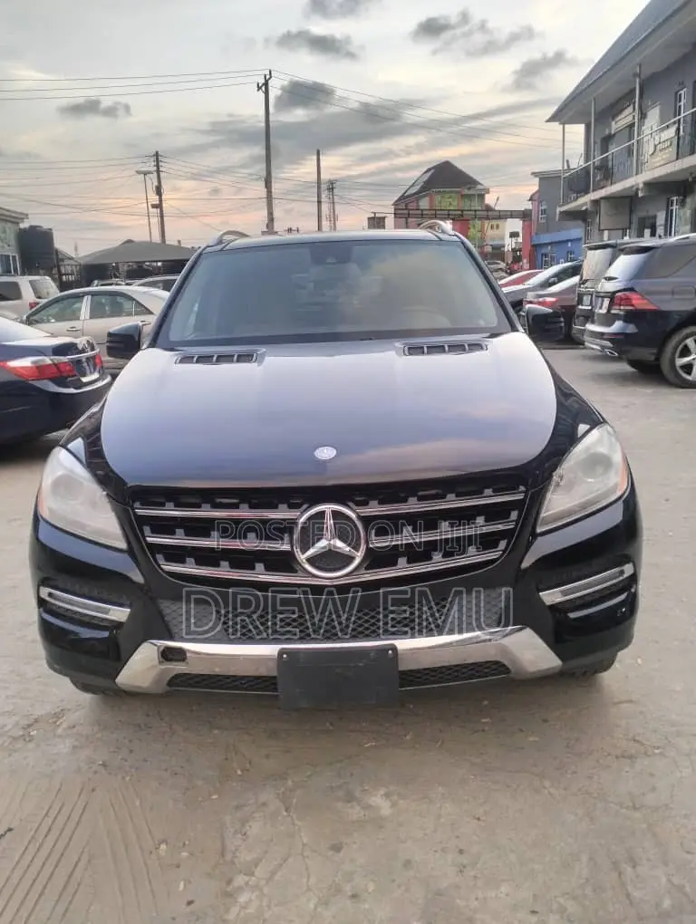 Mercedes-Benz M Class ML350 4MATIC 4dr SUV AWD (3.5L 6cyl 7A) 2015
