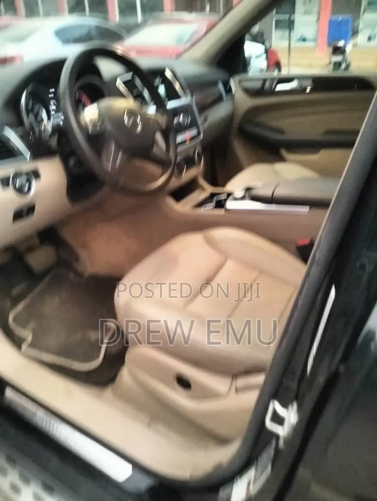 Mercedes-Benz M Class ML350 4MATIC 4dr SUV AWD (3.5L 6cyl 7A) 2015