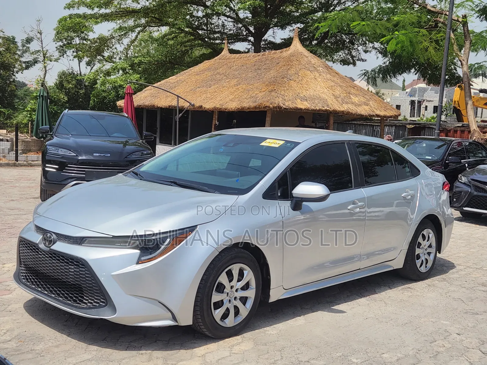 Toyota Corolla LE 2020 Silver