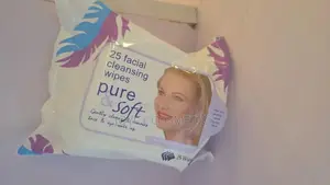 Pure & Soft Facial Cleansing Wipes - 25 Wipes