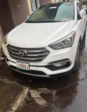 Hyundai Santa Fe Limited Ultimate FWD 2018 White