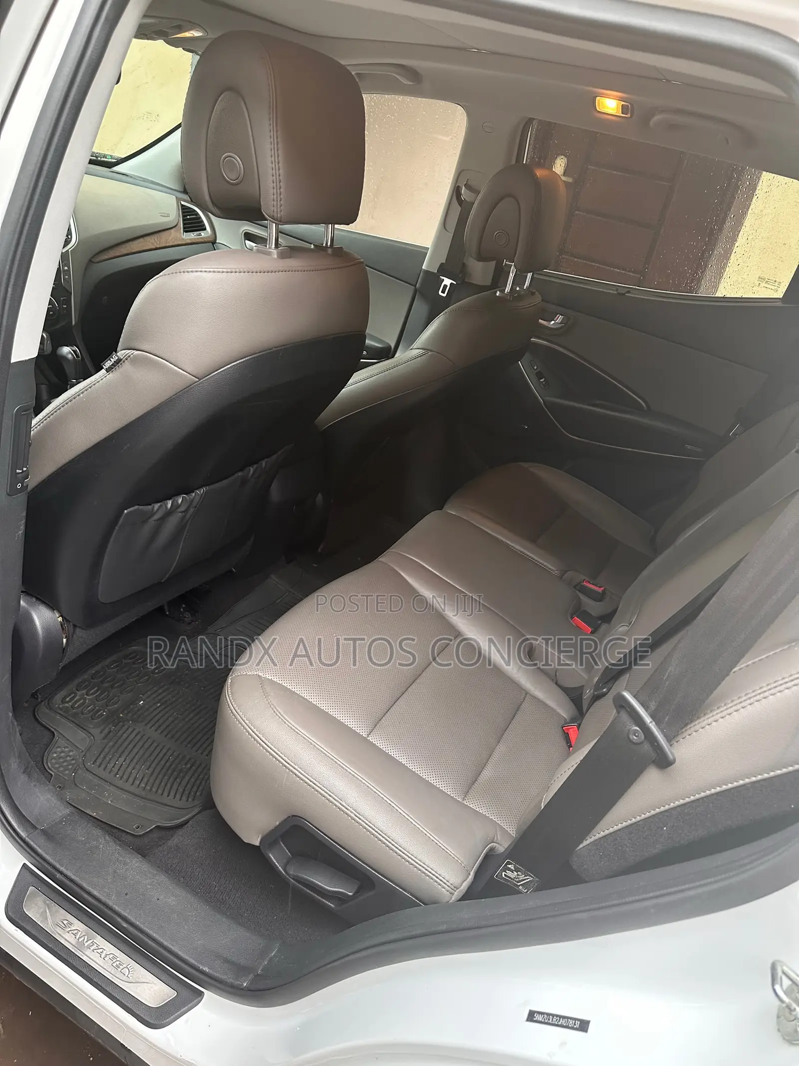 Hyundai Santa Fe Limited Ultimate FWD 2018 White