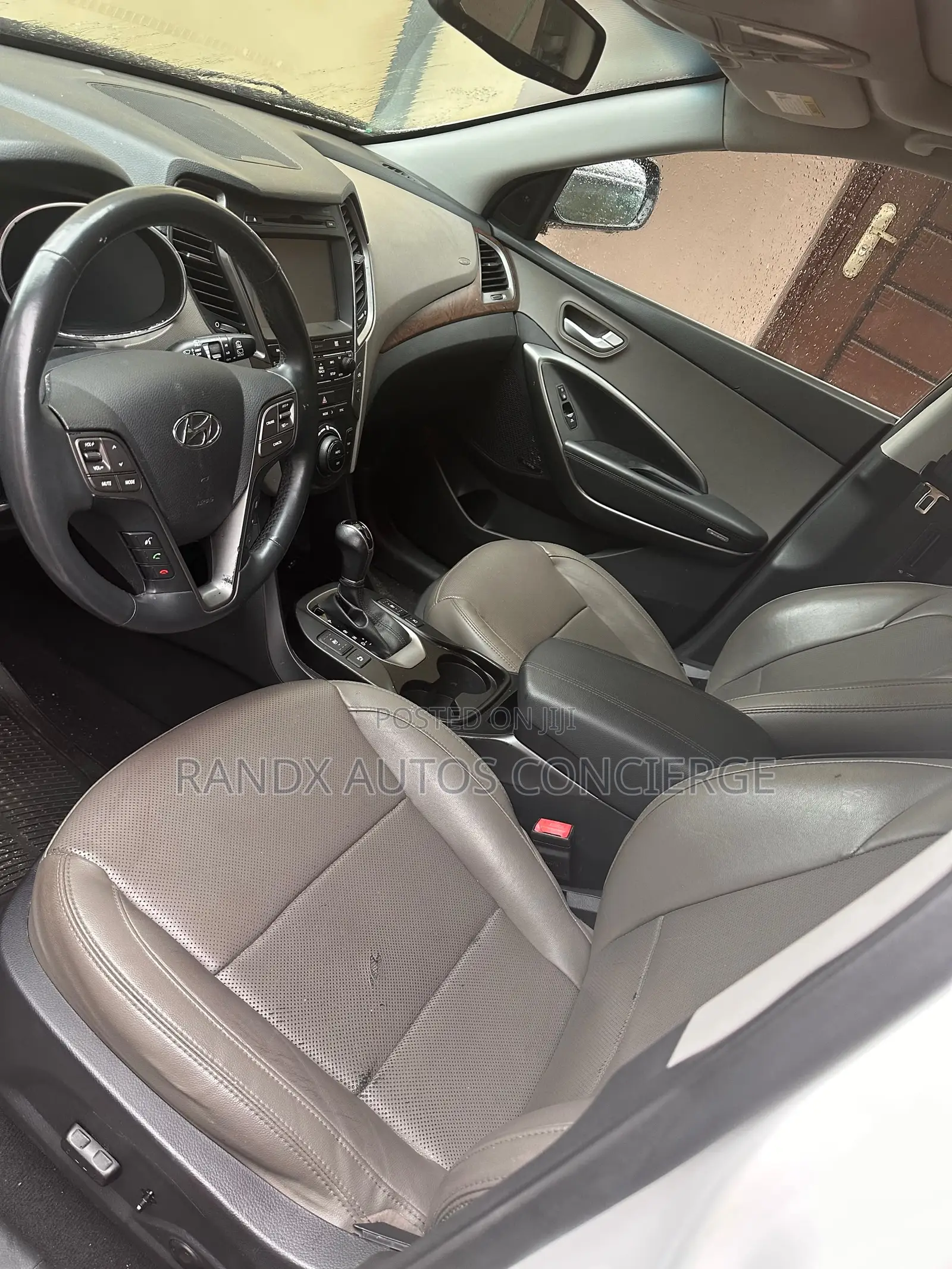 Hyundai Santa Fe Limited Ultimate FWD 2018 White