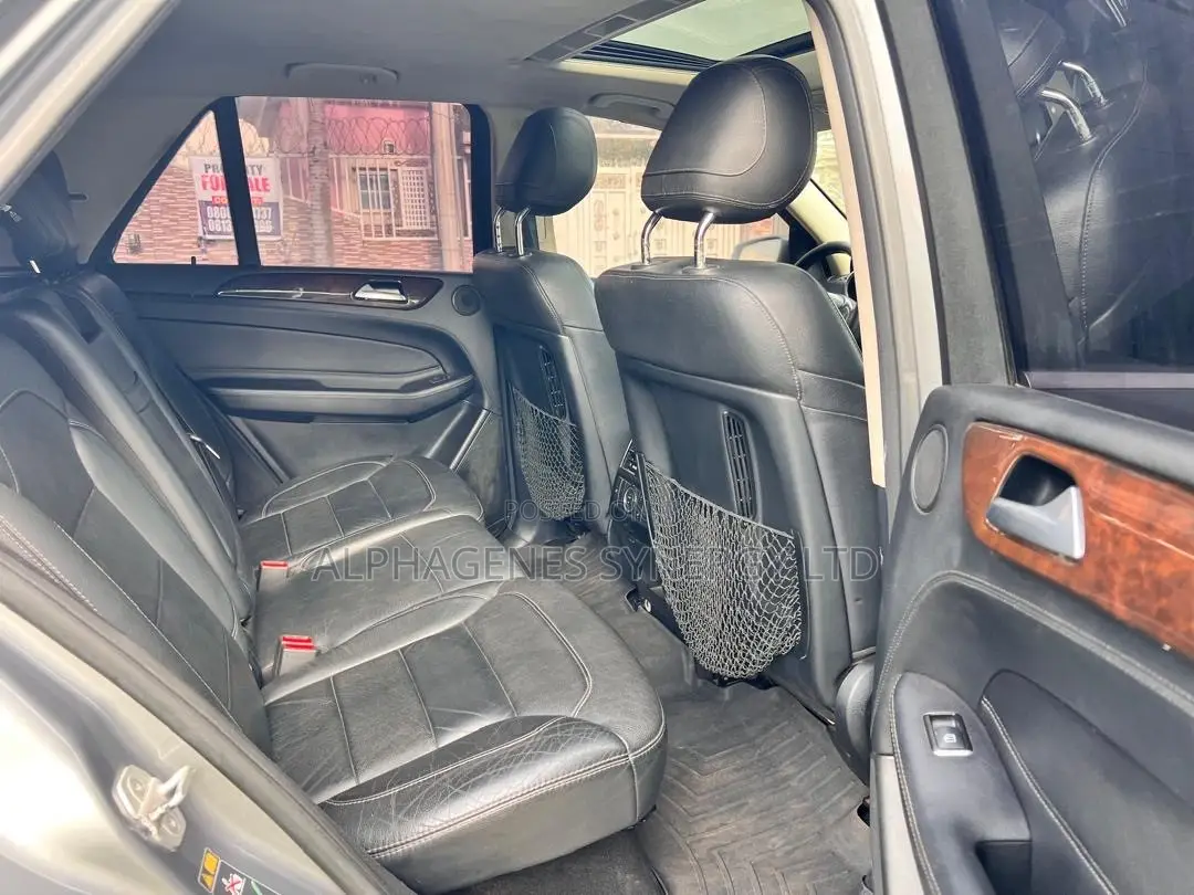 Mercedes-Benz GLE-Class GLE 400 4MATIC 2016 Gray