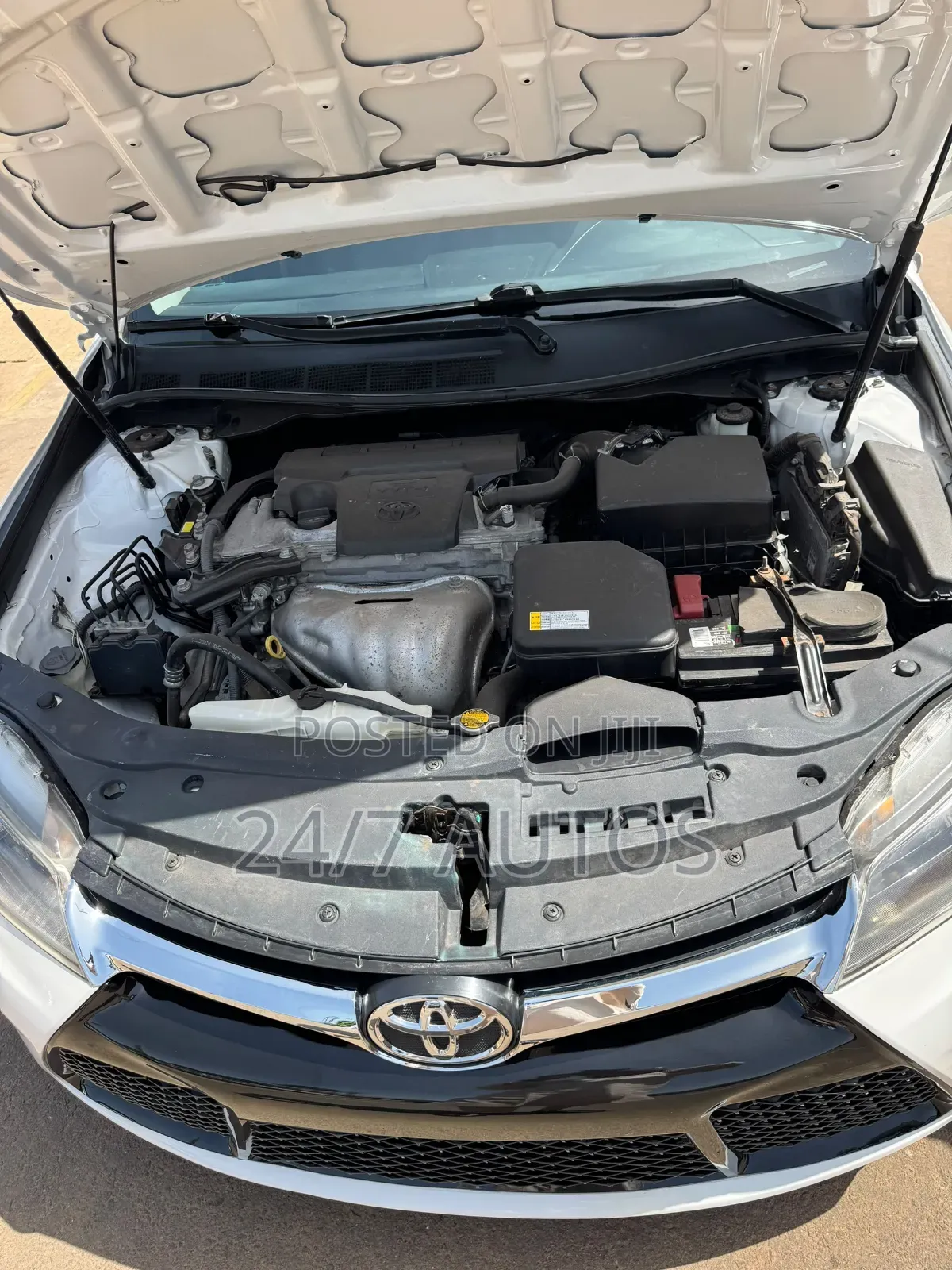 Toyota Camry 2016 White