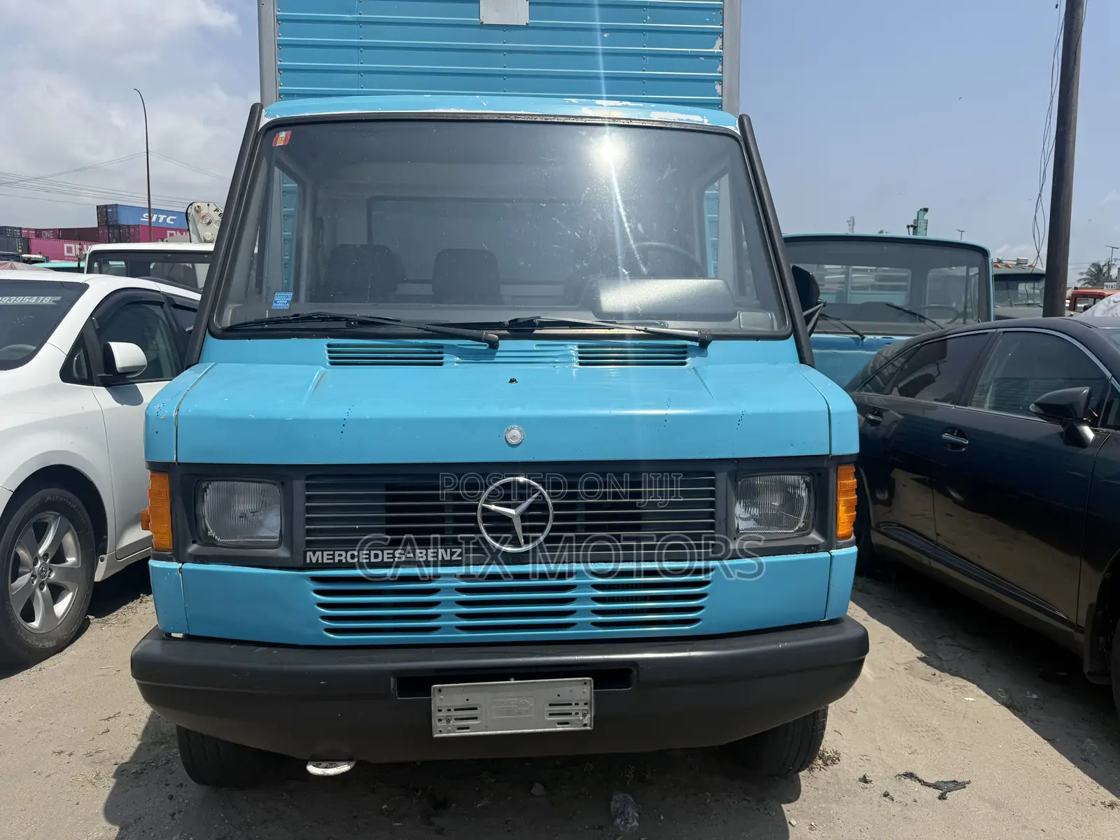 Foreign Used Mercedes Benz Truck 2005 Blue