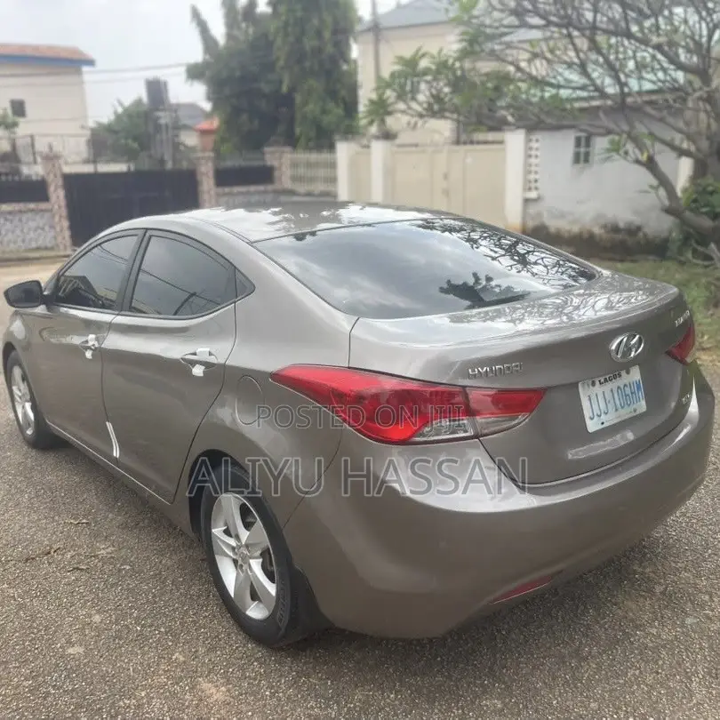 Hyundai Elantra 2013 Gray
