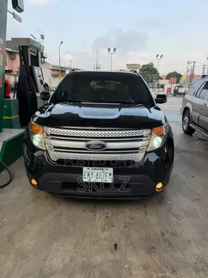 Ford Explorer 2013 Black