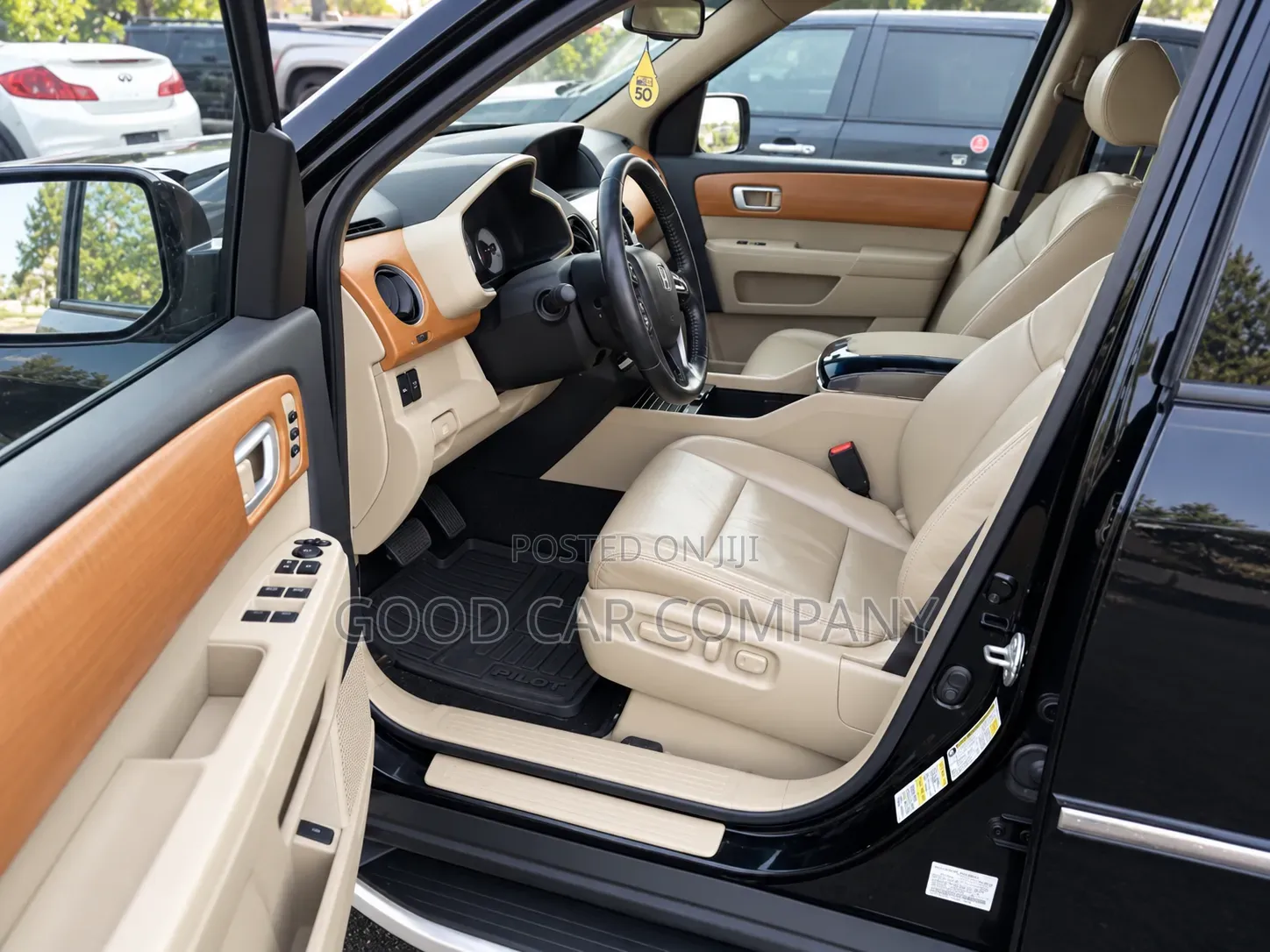 Honda Pilot Touring w/RES/Navi 4WD (3.5L 6cyl 5A) 2011 Black