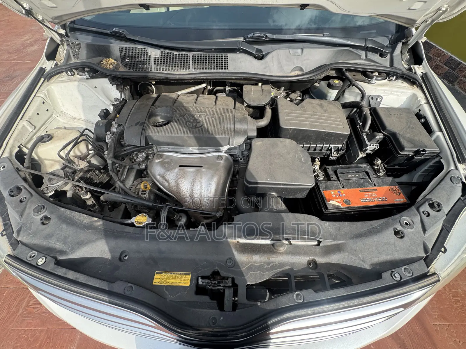 Toyota Venza LE 2012 Silver