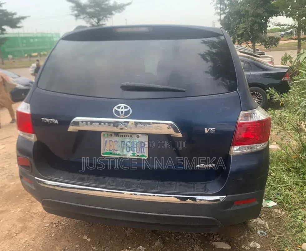 Toyota Highlander 2009 Blue