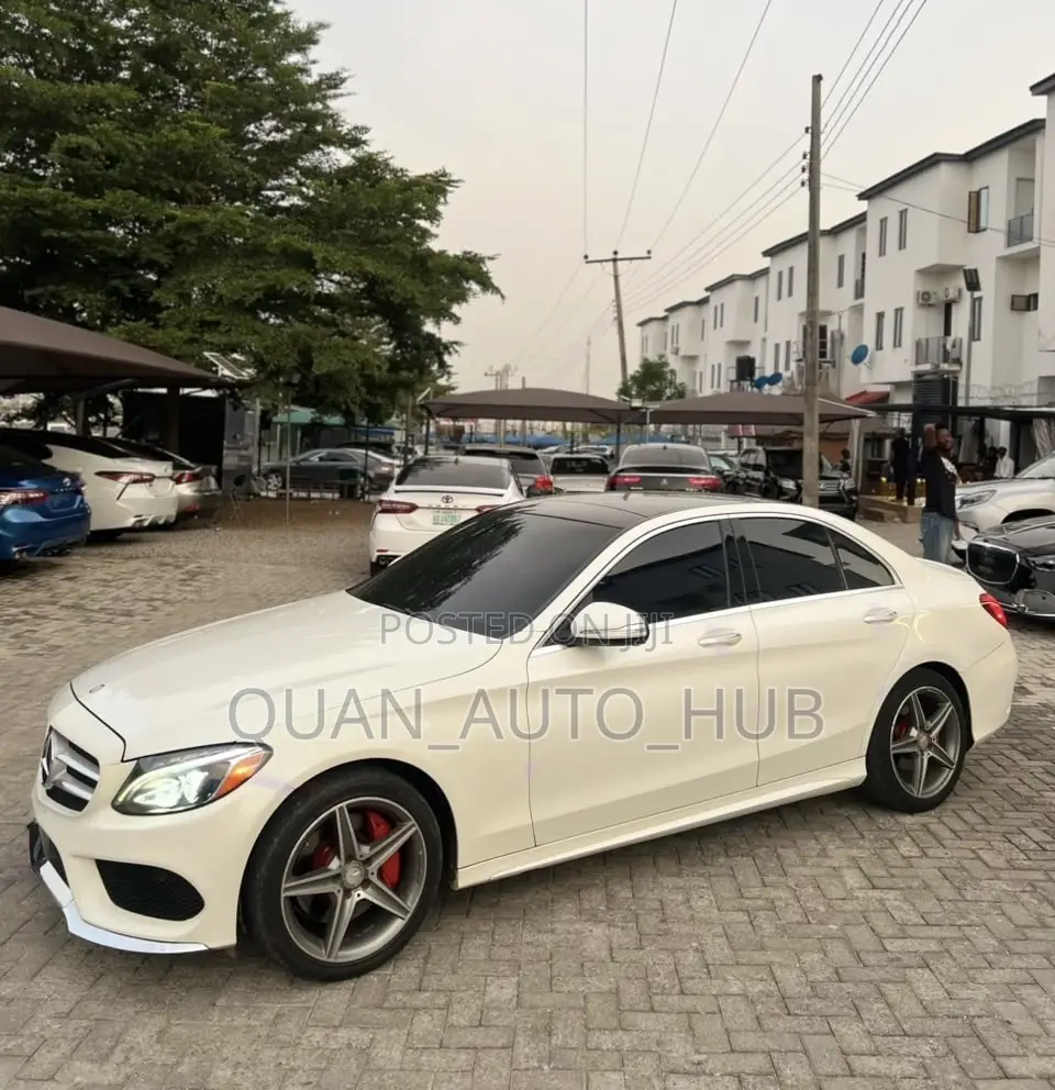 Mercedes-Benz C400 4Matic AWD Sedan (3.0L V6 7A) 2015 White