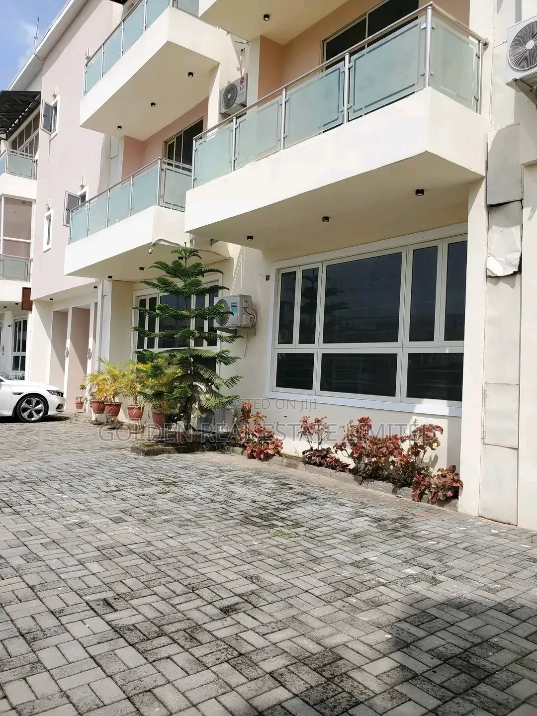 4bdrm Duplex in Jahi for sale
