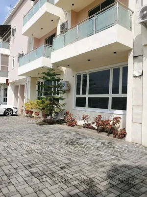 4bdrm Duplex in Jahi for sale