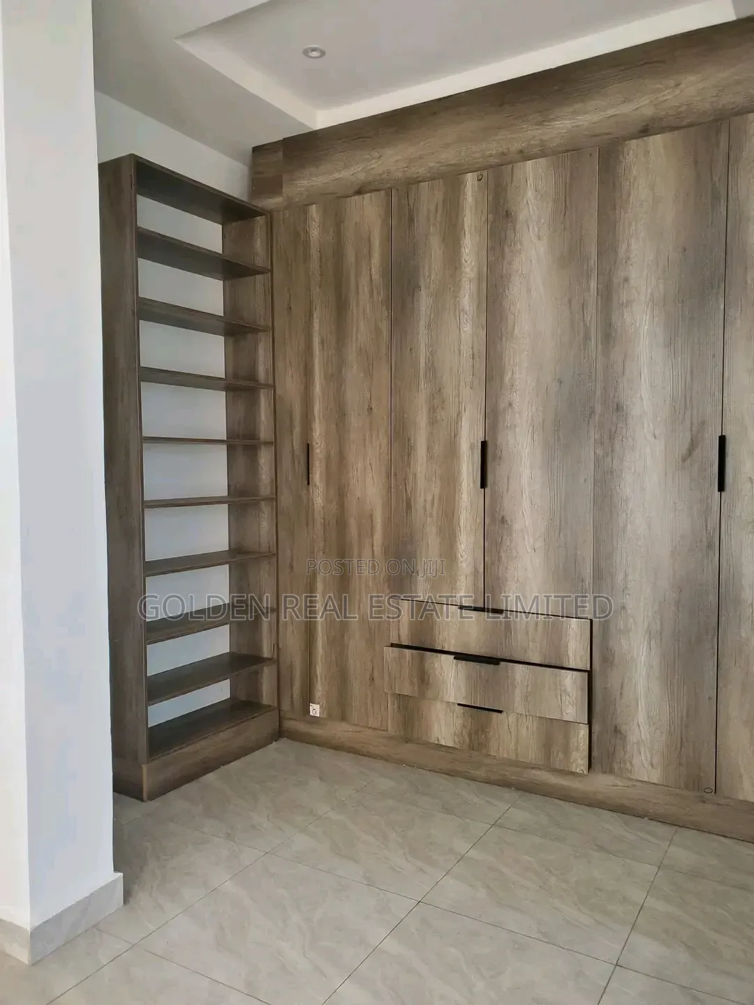 4bdrm Duplex in Jahi for sale