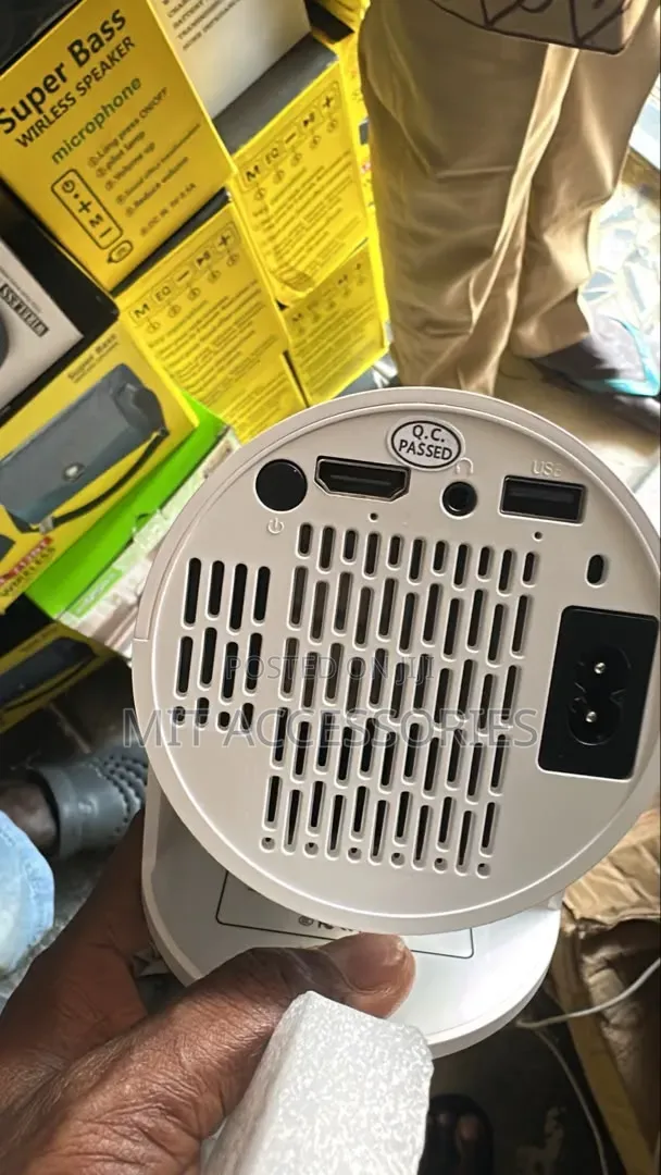 SMART PROJECTOR || YouTube || Netflix || HDMI || AuX | Inbuilt Speaker