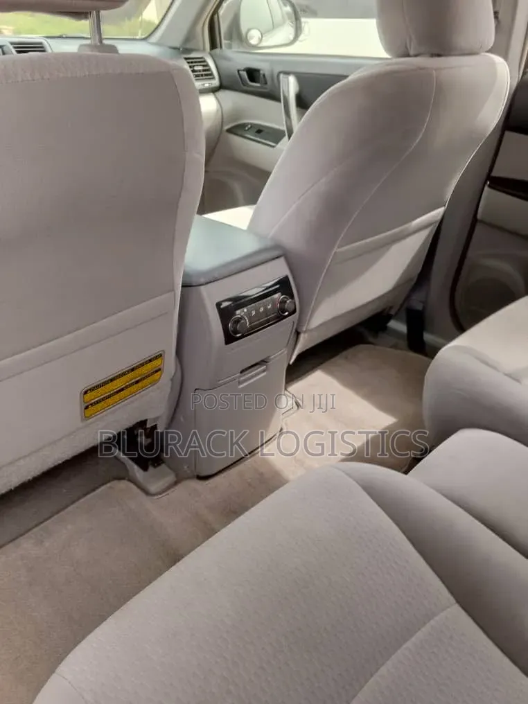 Toyota Highlander V6 2009 Silver