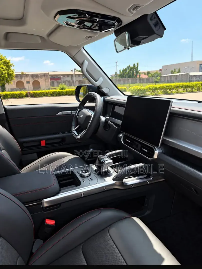 New Jetour T2 1.5 Hybrid AWD 2025 Black