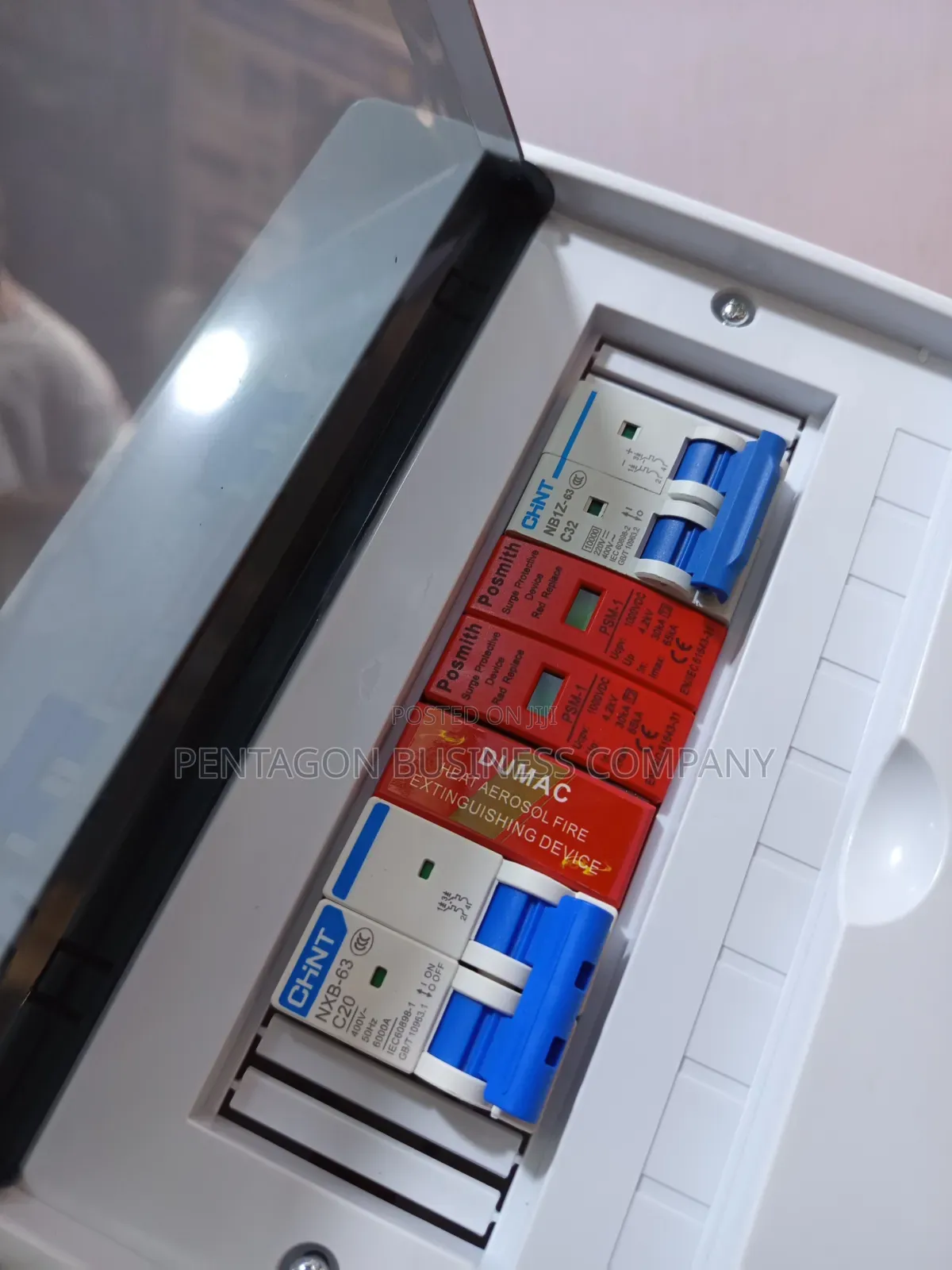 CHINT Solar Protection Devices. Breakers and Surge Protector.