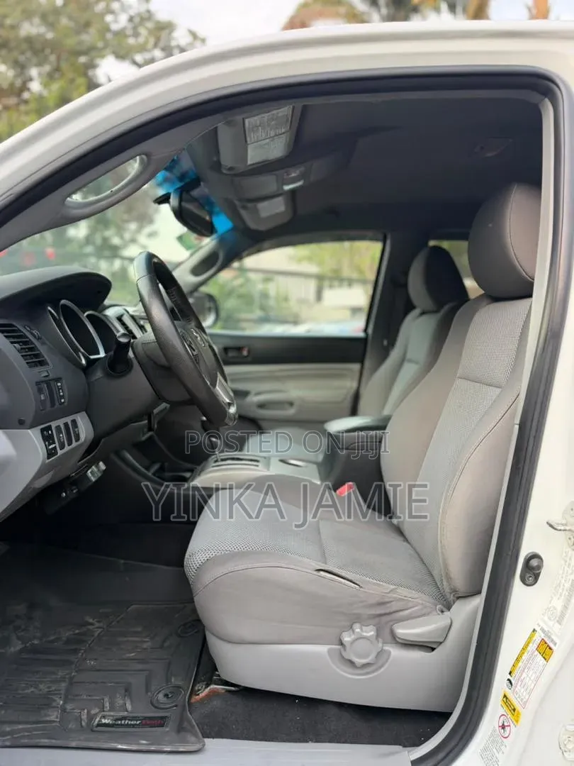 Toyota Tacoma TRD PRO V6 4dr Access Cab 4WD 6.1 ft. SB (4.0L 6cyl 5A)