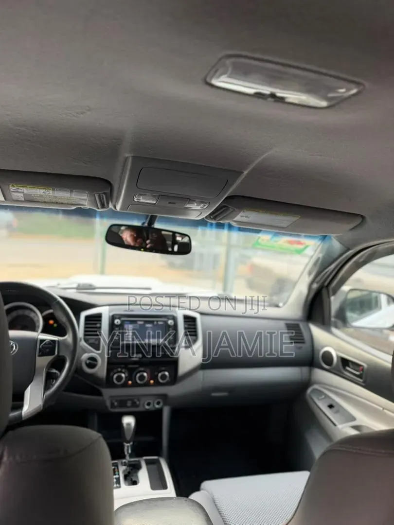 Toyota Tacoma TRD PRO V6 4dr Access Cab 4WD 6.1 ft. SB (4.0L 6cyl 5A)