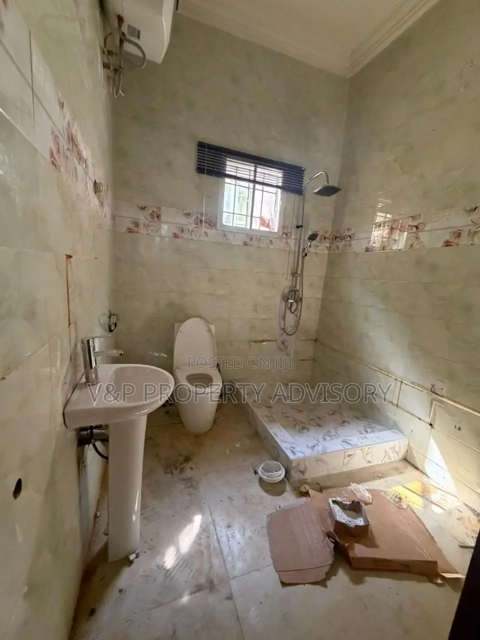 1bdrm Apartment in Igbo-efon for rent