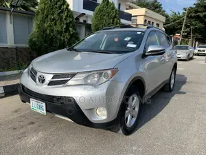 Toyota RAV4 2014 Silver