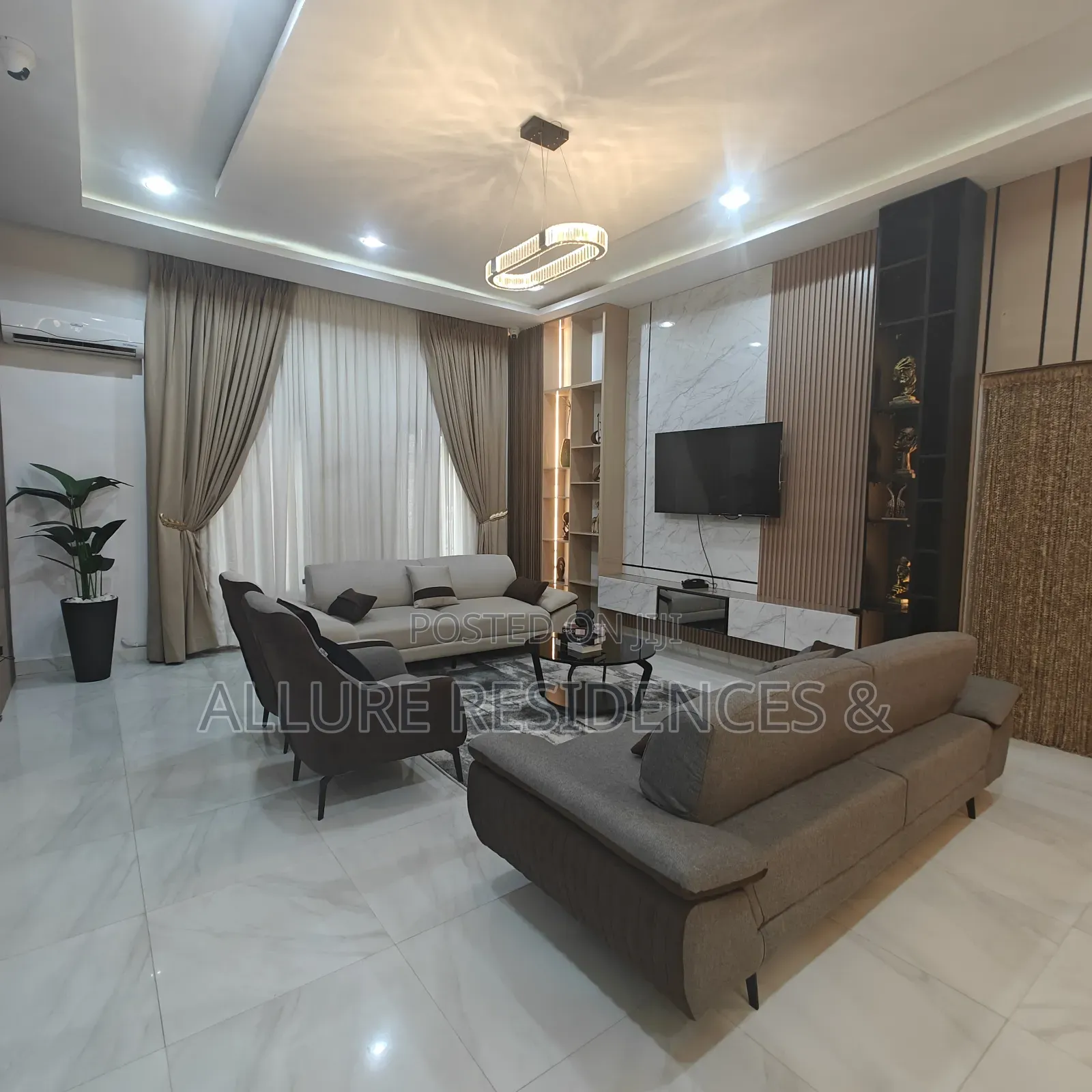 5-Bedroom Short-Let in Riverpark Estate Abuja | WiFi & Airport Pickup