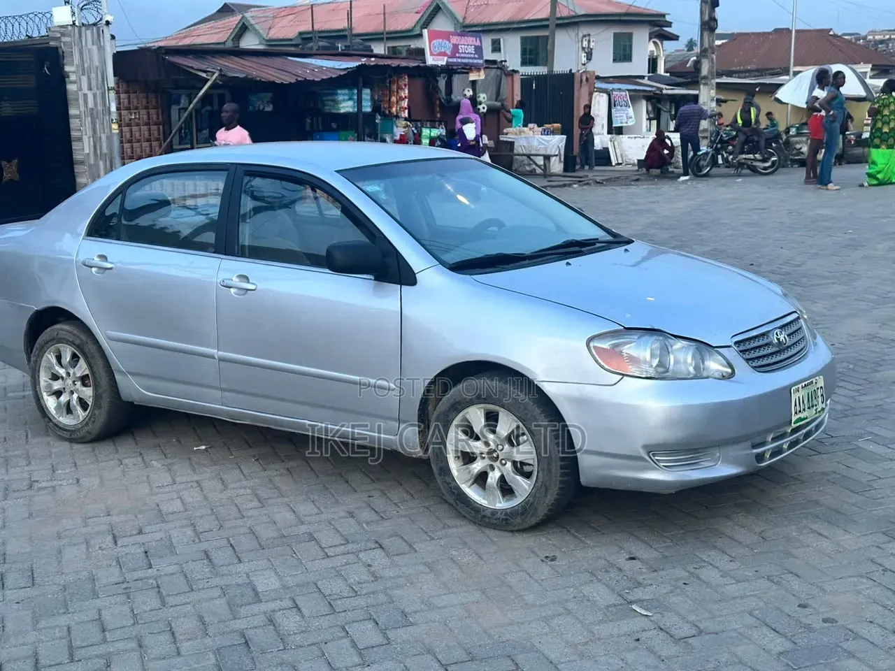 Toyota Corolla 2004 Silver