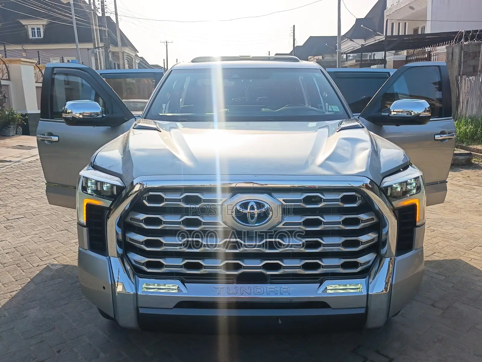 Toyota Tundra 1794 Edition CrewMax 6.5' Bed 2024 Silver