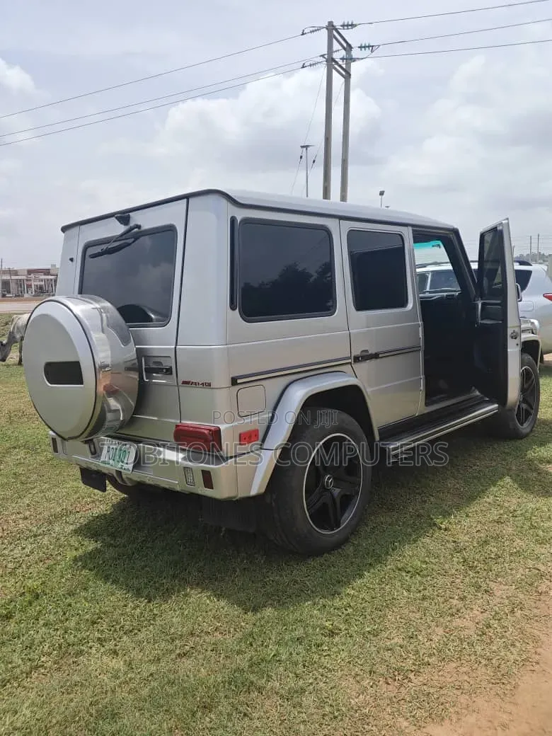 Mercedes-Benz G-Class Base G 500 AWD 2005 Silver