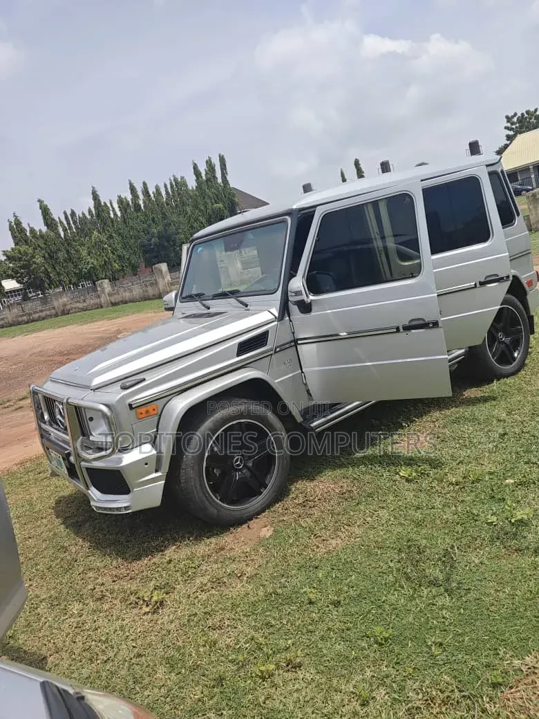 Mercedes-Benz G-Class Base G 500 AWD 2005 Silver