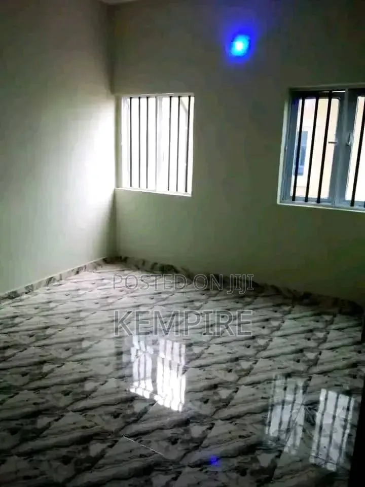 2bdrm Block of Flats in Ikot-Ekpene Road, for rent