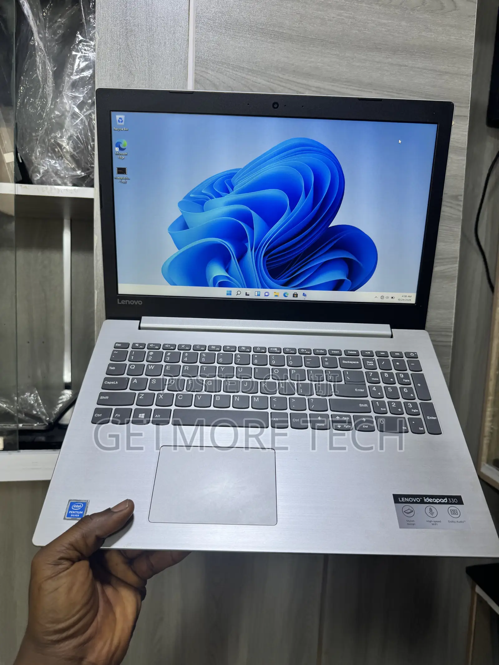 Laptop Lenovo IdeaPad 330 4GB Intel Pentium HDD 500GB