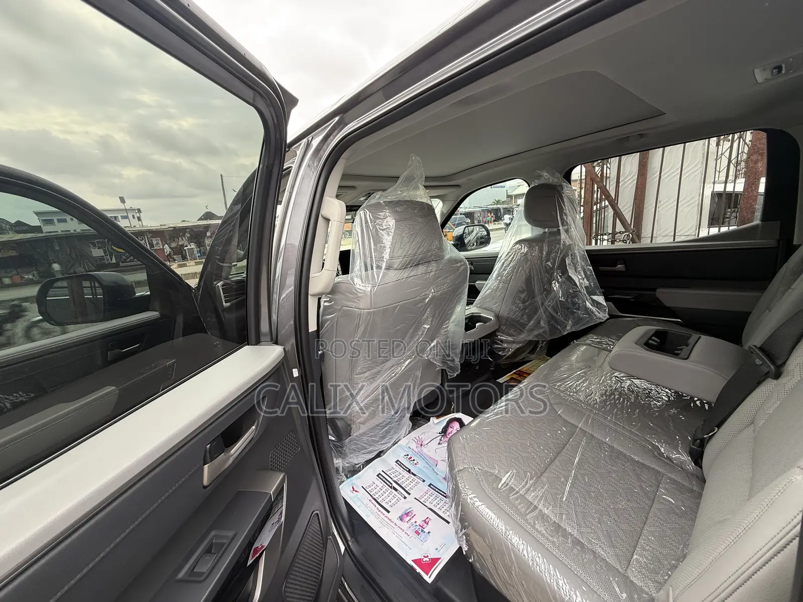 Toyota Tundra 2024 Gray