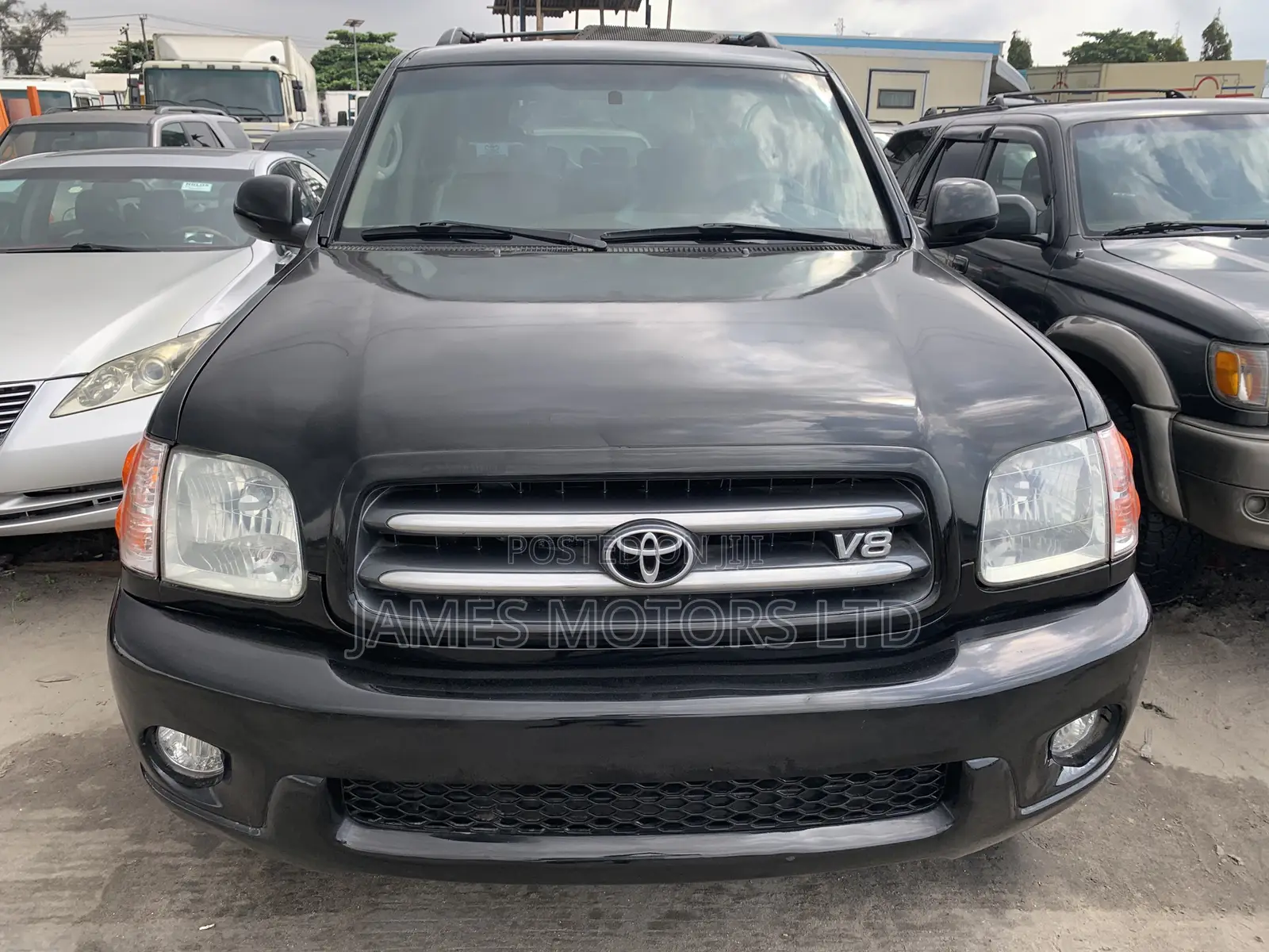 Toyota Sequoia 2004 Black