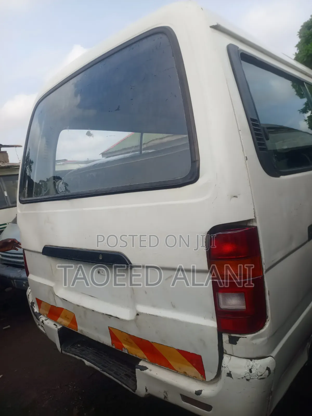 Toyota HiAce 2006 White